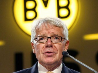 Reinhard Rauball kündigte Gespräche mit Borussia Dortmunds Trainer Thomas Tuchel an. Foto: Roland Weihrauch Reinhard Rauball kündigte Gespräche mit Borussia Dortmunds Trainer Thomas Tuchel an. Foto: Roland Weihrauch