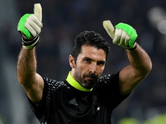 Gigi Buffon hält große Stücke auf Manuel Neuer Gigi Buffon hält große Stücke auf Manuel Neuer