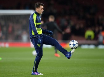 Die Zukunft von Mesut Özil beim FC Arsenal ist noch offen. Foto: Andreas Gebert Die Zukunft von Mesut Özil beim FC Arsenal ist noch offen. Foto: Andreas Gebert