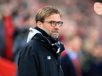 Trainer Jürgen Klopp will mit dem FC Liverpool in der Premier League Manchester United auf Abstand halten. Foto: Peter Byrne Trainer Jürgen Klopp will mit dem FC Liverpool in der Premier League Manchester United auf Abstand halten. Foto: Peter Byrne
