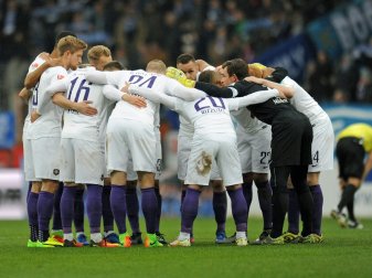 Aue verschafft sich etwas Luft im Tabellenkeller Aue verschafft sich etwas Luft im Tabellenkeller