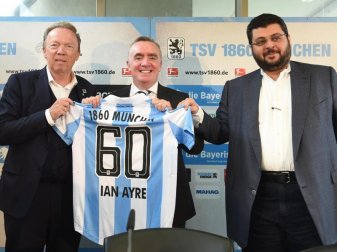 Löwen-Präsident Cassalette (l) und Investor Ismaik (r) posieren mit dem neuen Geschäftsführer Ian Ayre. Foto: Andreas Gebert Löwen-Präsident Cassalette (l) und Investor Ismaik (r) posieren mit dem neuen Geschäftsführer Ian Ayre. Foto: Andreas Gebert