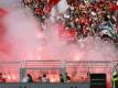 Mainzer Fans zünden gegen Darmstadt Pyrotechnik
