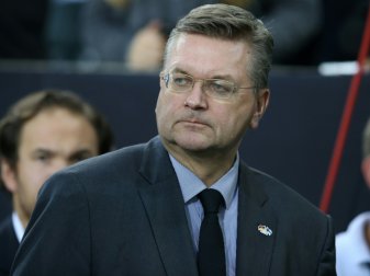 Nun auch UEFA-Vizepräsident: Reinhard Grindel Nun auch UEFA-Vizepräsident: Reinhard Grindel