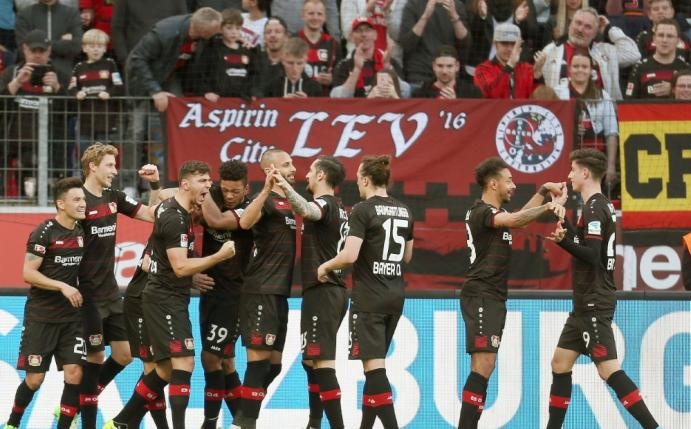 Leverkusen freut sich über einfache drei Punkte