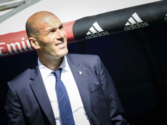Zinédine Zidane sorgt für Aufregung Zinédine Zidane sorgt für Aufregung