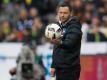 Hertha-Coach Pal Dardai trifft mit seinem Team auf den FC Augsburg. Foto: Soeren Stache