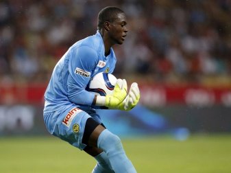 Yvon Mvogo erhält einen Vierjahresvertrag bei RB Leipzig Yvon Mvogo erhält einen Vierjahresvertrag bei RB Leipzig