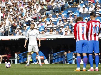 Die Real Stars um Cristiano Ronaldo (l) spielten nur 1:1 im Stadtderby. Foto: Enrique de la Fuente Die Real Stars um Cristiano Ronaldo (l) spielten nur 1:1 im Stadtderby. Foto: Enrique de la Fuente