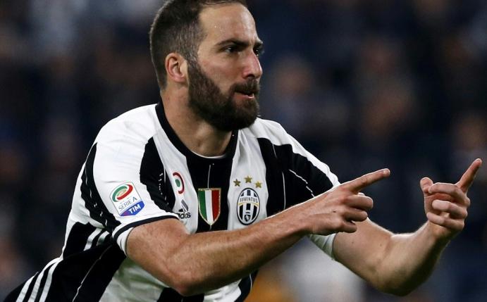Higuain machte mit seinem Doppelpack alles klar für Juve
