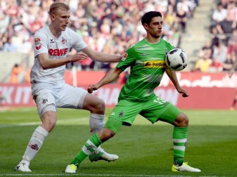 Der Gladbacher Lars Stindl (r) erzielte den entscheidenden Treffer gegen Köln. Foto: Federico Gambarini Der Gladbacher Lars Stindl (r) erzielte den entscheidenden Treffer gegen Köln. Foto: Federico Gambarini