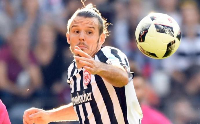 Frankfurts Alex Meier: «Ich muss geduldig sein.» Foto: Uwe Anspach