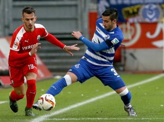 Sandhausen verlängert vorzeitig mit Leart Paqarada (l.) Sandhausen verlängert vorzeitig mit Leart Paqarada (l.)