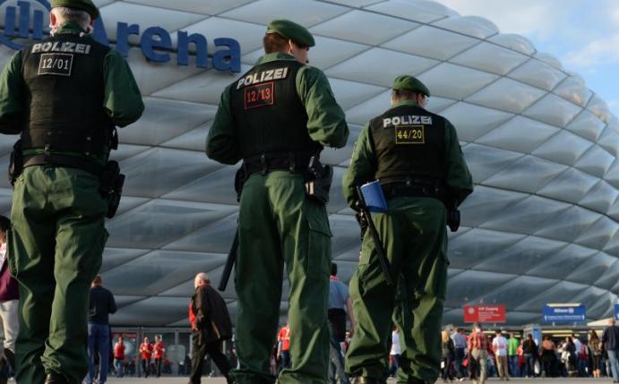 In München wird nach der Attacke in Dortmund das Sicherheitskonzept geprüft. Foto: Andreas Gebert