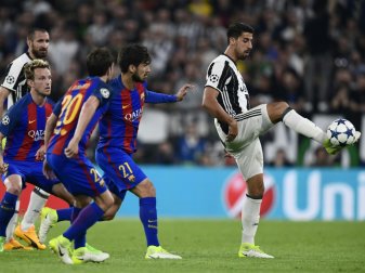 Khedira (r.) warnt vor Rückspiel gegen Barcelona Khedira (r.) warnt vor Rückspiel gegen Barcelona
