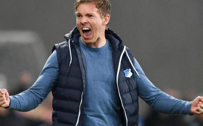 Die TSG Hoffenheim will Trainer Julian Nagelsmann nicht vor Vertragsende gehen lassen. Foto: Uwe Anspach