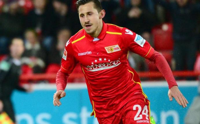 Steven Skrzybski hat vorzeitig seinen Vertrag bei Union Berlin verlängert. Foto: Maurizio Gambarini