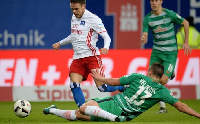 Das Hinspiel zwischen dem Hamburger SV und Werder Bremen endete 2:2. Foto: Daniel Reinhardt