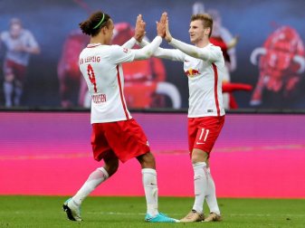 «Der eine springt hoch wie ein Pferd, der eine rennt schnell wie ein Pferd.» Freiburgs Stürmer Nils Petersen zu den Leipzigern Yussuf Poulsen (l) und Timo Werner. Foto: Jan Woitas «Der eine springt hoch wie ein Pferd, der eine rennt schnell wie ein Pferd.» Freiburgs Stürmer Nils Petersen zu den Leipzigern Yussuf Poulsen (l) und Timo Werner. Foto: Jan Woitas