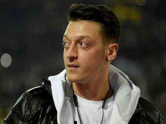 Mesut Özil bezeichnet die Bayern-Pleiten als schmachvoll Mesut Özil bezeichnet die Bayern-Pleiten als schmachvoll