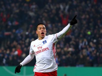 Hamburgs Bobby Wood wird wohl gegen Darmstadt spielen können. Foto: Christian Charisius Hamburgs Bobby Wood wird wohl gegen Darmstadt spielen können. Foto: Christian Charisius