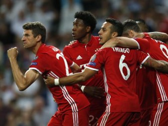 Mit dem erneuten heimischen Double wollen sich die Bayern für den entgangenen Erfolg in der Champions League schadlos halten. Foto: Francisco Seco Mit dem erneuten heimischen Double wollen sich die Bayern für den entgangenen Erfolg in der Champions League schadlos halten. Foto: Francisco Seco