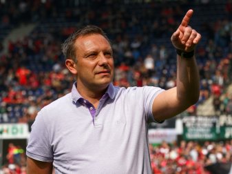 Breitenreiter ist mit Trainingsleistung nicht zufrieden Breitenreiter ist mit Trainingsleistung nicht zufrieden