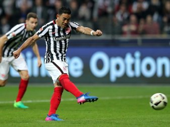 Frankfurt dreht das Spiel dank Doppelpack von Fabian Frankfurt dreht das Spiel dank Doppelpack von Fabian