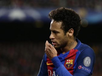 Neymar wurde nach seiner Gelb-Roten Karte gegen Málaga für drei Liga-Spiel gesperrt. Foto: Emilio Morenatti Neymar wurde nach seiner Gelb-Roten Karte gegen Málaga für drei Liga-Spiel gesperrt. Foto: Emilio Morenatti