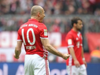 Arjen Robben fordert mit Blick auf den DFB-Pokal: «Wir wissen wie schön dieses Spiel in Berlin ist, da müssen wir hin, und da müssen wir alles geben.» Foto: Fabian Sommer Arjen Robben fordert mit Blick auf den DFB-Pokal: «Wir wissen wie schön dieses Spiel in Berlin ist, da müssen wir hin, und da müssen wir alles geben.» Foto: Fabian Sommer