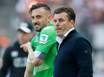 Dieter Hecking (r.) muss auf Josip Drmic (l.) verzichten Dieter Hecking (r.) muss auf Josip Drmic (l.) verzichten