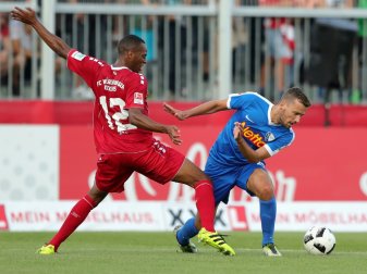 Fällt mit Innenbandanriss aus: Junior Díaz (l.) Fällt mit Innenbandanriss aus: Junior Díaz (l.)