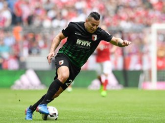 Kann Raúl Bobadilla gegen den HSV angreifen? Trainer Manuel Baum hofft es. Foto: Tobias Hase Kann Raúl Bobadilla gegen den HSV angreifen? Trainer Manuel Baum hofft es. Foto: Tobias Hase