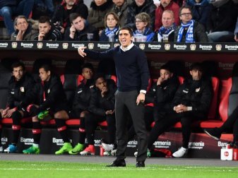 Bayer Leverkusen will an Trainer Tayfun Korkut festhalten. Foto: Federico Gambarini