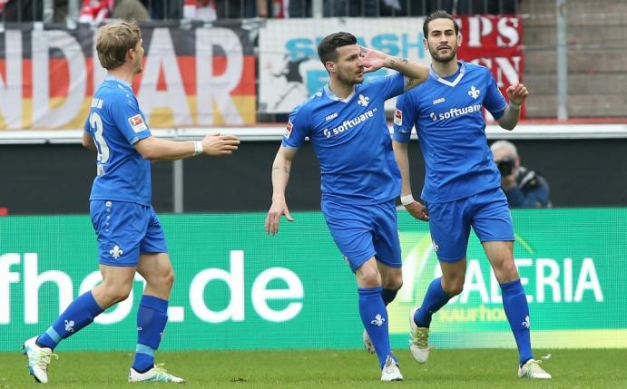Darmstadt 98 zögert den Abstieg weiter hinaus