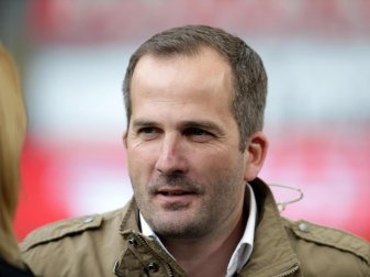 Manuel Baum äußerte sich vor dem Spiel gegen den Hamburger SV optimistisch. Foto: Hasan Bratic Manuel Baum äußerte sich vor dem Spiel gegen den Hamburger SV optimistisch. Foto: Hasan Bratic