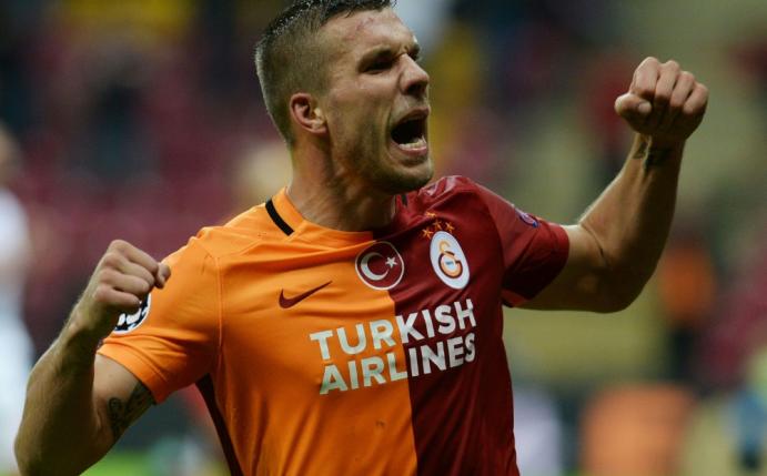 Podolski feiert wichtigen Sieg mit Galatasaray