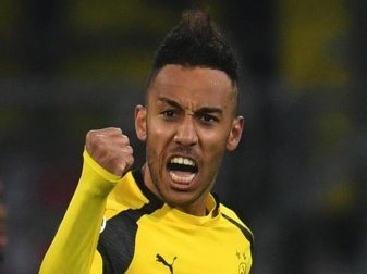 Heiß begehrt: Pierre-Emerick Aubameyang. Foto: Bernd Thissen Heiß begehrt: Pierre-Emerick Aubameyang. Foto: Bernd Thissen