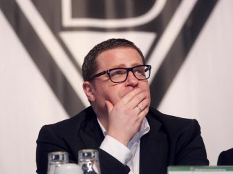 Gladbachs Sportdirektor Max Eberl: «Brauchen die volle Unterstützung unserer Fans.» Foto: Roland Weihrauch Gladbachs Sportdirektor Max Eberl: «Brauchen die volle Unterstützung unserer Fans.» Foto: Roland Weihrauch