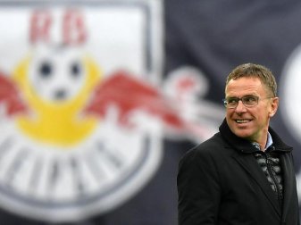 Ralf Rangnick war nach der Qualifikation von RB Leipzig für die Champions League überglücklich. Foto: Hendrik Schmidt Ralf Rangnick war nach der Qualifikation von RB Leipzig für die Champions League überglücklich. Foto: Hendrik Schmidt