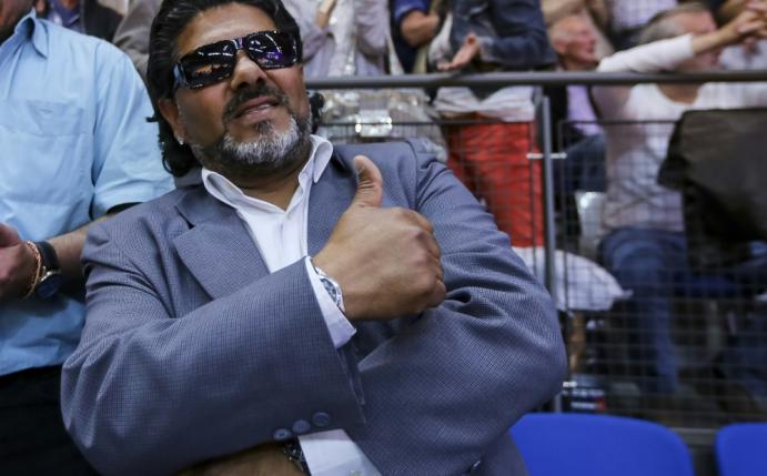 Diego Maradona heuert in Dubai an