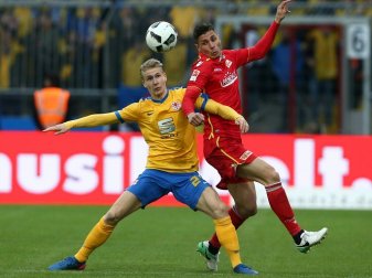 Braunschweig gewinnt ein umkämpftes Spiel mit 3:1 Braunschweig gewinnt ein umkämpftes Spiel mit 3:1