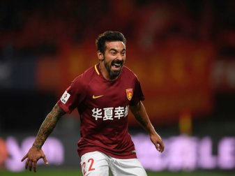 Lavezzi entschuldigt sich für Posen beim Fotoshooting Lavezzi entschuldigt sich für Posen beim Fotoshooting