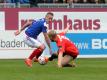 Janzer (links) verlängert Vertrag bei Holstein Kiel