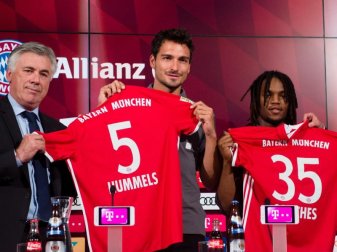 Mats Hummels und Neuzugang Renato Sanches wechselten für jeweils 35 Millionen Euro zum FC Bayern. Foto: Matthias Balk Mats Hummels und Neuzugang Renato Sanches wechselten für jeweils 35 Millionen Euro zum FC Bayern. Foto: Matthias Balk
