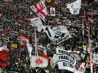 Mehr Dauerkarten für Vereinsmitglieder der Eintracht Mehr Dauerkarten für Vereinsmitglieder der Eintracht