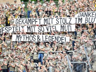 Die Dresdener Fans sorgten auch in Karlsruhe für Ärger. Foto: Uwe Anspach