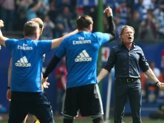 Hamburg schlägt Wolfsburg und hält die Klasse Hamburg schlägt Wolfsburg und hält die Klasse