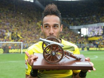 Aubameyang hat die Torjägerkanone gewonnen Aubameyang hat die Torjägerkanone gewonnen