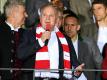 Bayern-Präsident Uli Hoeneß kündigt eine Transfer-Offensive an. Foto: Tobias Hase